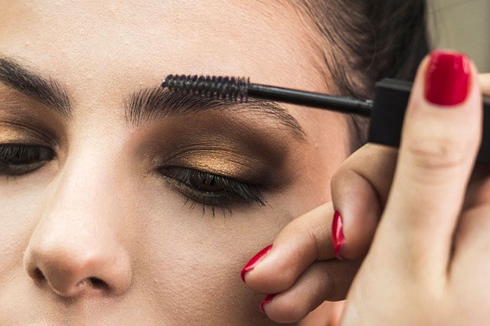 Makeup Kit Essentials for Trendy Eyebrows