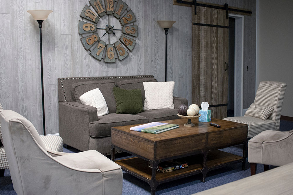 Buying Vs. Renting Furniture for Students Studying Abroad