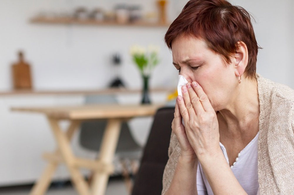 Causes and Symptoms of Thyroid Nodules