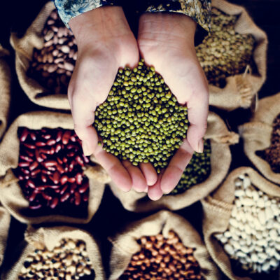 Superfoods that Naturally Lower Cholesterol