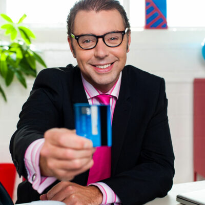 8 Essential Tips to Avoid Credit Card Debt